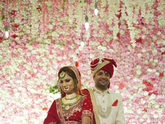 Divy and Amar&apos;s wedding in Lucknow, Uttar Pradesh 27