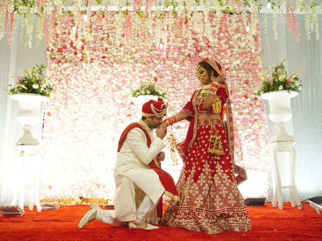 Divy and Amar&apos;s wedding in Lucknow, Uttar Pradesh 37