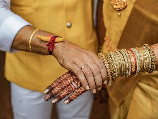 Latish and Latika&apos;s wedding in Mumbai, Maharashtra 18
