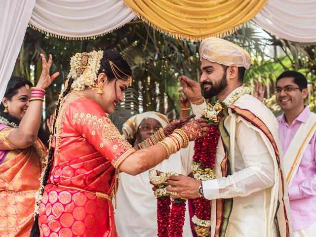 Latish and Latika&apos;s wedding in Mumbai, Maharashtra 22