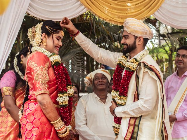 Latish and Latika&apos;s wedding in Mumbai, Maharashtra 24