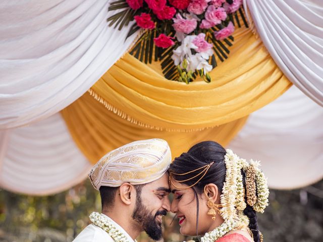 Latish and Latika&apos;s wedding in Mumbai, Maharashtra 40