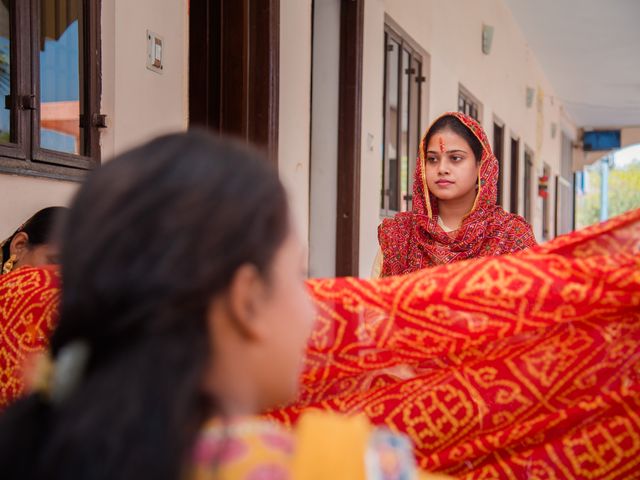 Prerna and Shobhit&apos;s wedding in Mathura, Uttar Pradesh 24