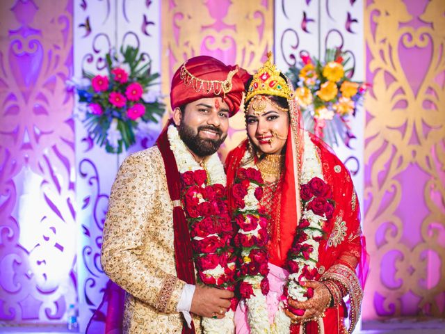 Kanchan and Vipin&apos;s wedding in Meerut, Uttar Pradesh 28