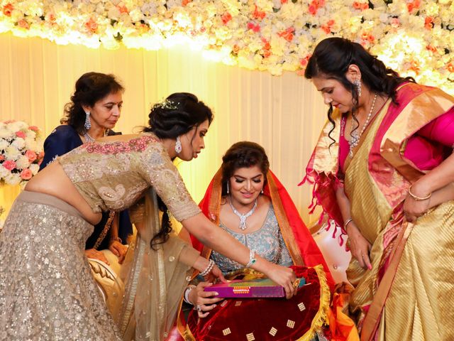 Radha and Akarsh&apos;s wedding in Ghaziabad, Delhi NCR 28