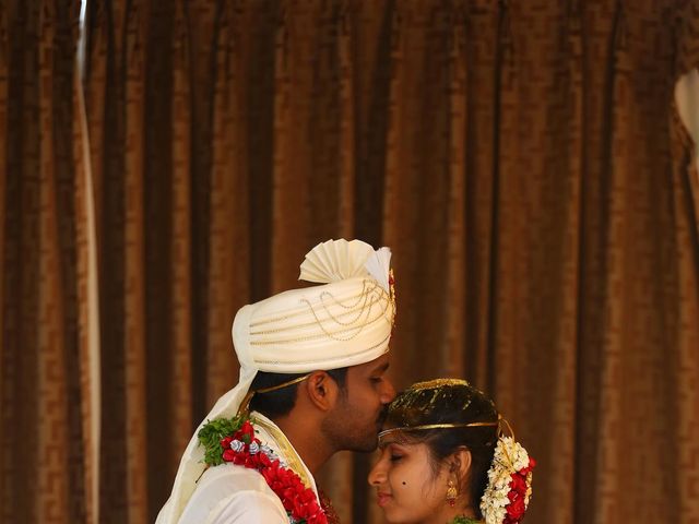 Pooja and Vikram&apos;s wedding in Hyderabad, Telangana 49
