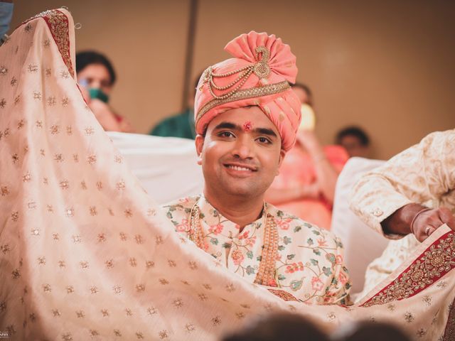 Riddhi and Ronak&apos;s wedding in Mumbai, Maharashtra 22