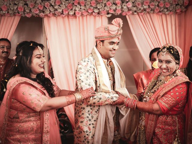 Riddhi and Ronak&apos;s wedding in Mumbai, Maharashtra 46