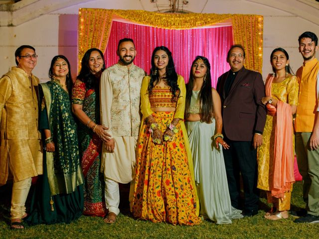 Khushboo and Kavish&apos;s wedding in Ahmedabad, Gujarat 5