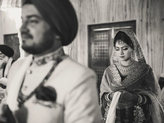 Varanjot and Ankit&apos;s wedding in Ajmer, Rajasthan 24