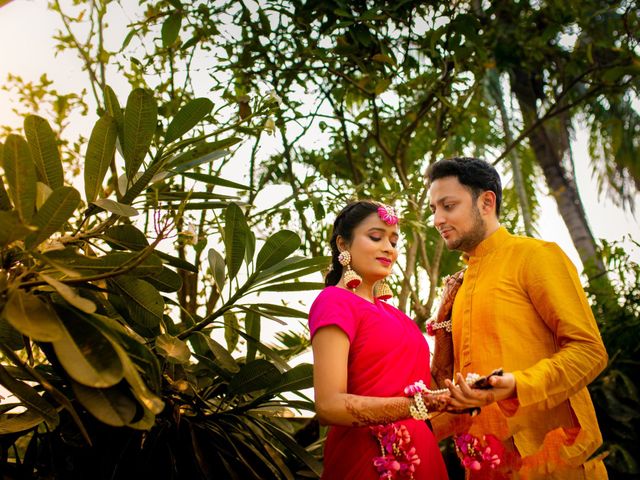 Shreya and Nikhil's wedding in Howrah, West Bengal 13