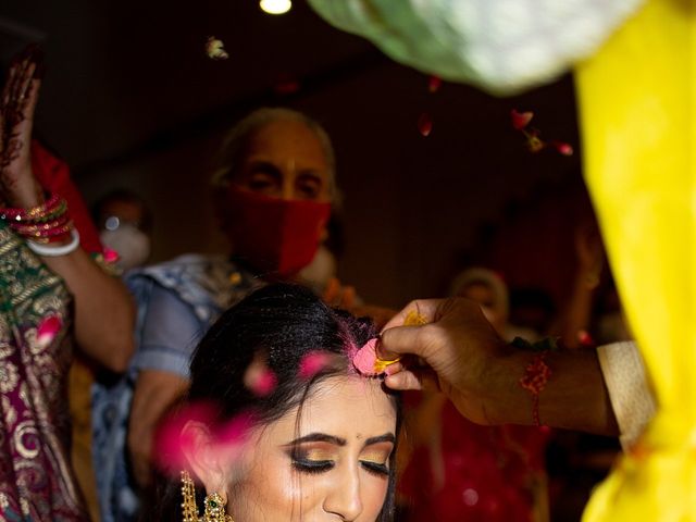 Amrit and Sheetal&apos;s wedding in Mumbai, Maharashtra 26