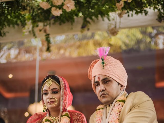 Ruchi and Deepak&apos;s wedding in Gurgaon, Delhi NCR 23