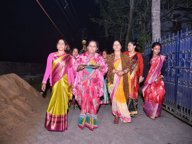 Abhimanyu and Ankita&apos;s wedding in Nagaon, Assam 4