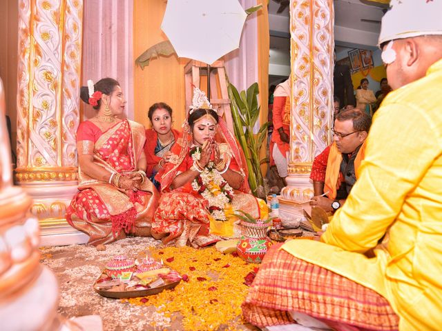 Abhimanyu and Ankita&apos;s wedding in Nagaon, Assam 56