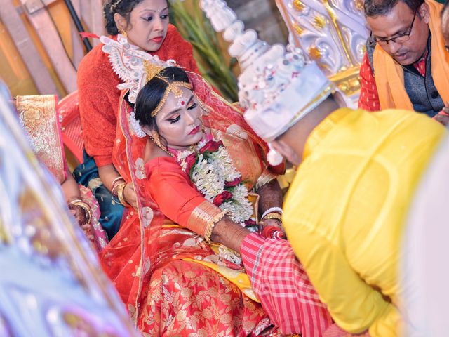 Abhimanyu and Ankita&apos;s wedding in Nagaon, Assam 61