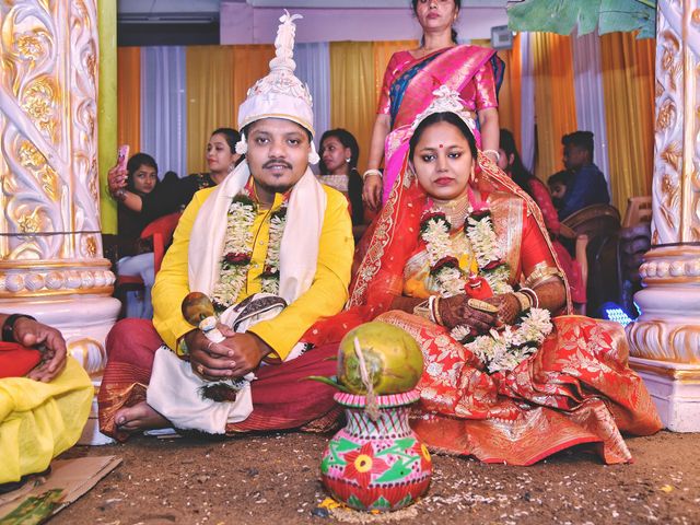 Abhimanyu and Ankita&apos;s wedding in Nagaon, Assam 73