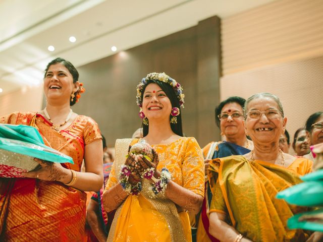 Nancy and Samarth&apos;s wedding in Vadodara, Gujarat 12