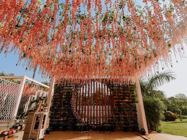 Nancy and Samarth&apos;s wedding in Vadodara, Gujarat 28