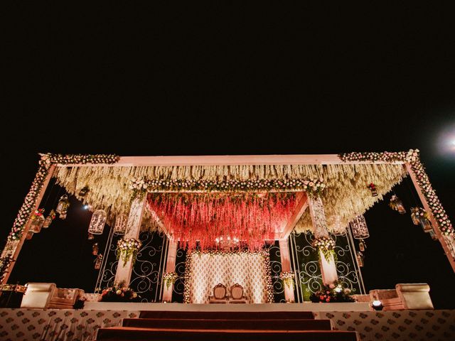 Nancy and Samarth&apos;s wedding in Vadodara, Gujarat 33