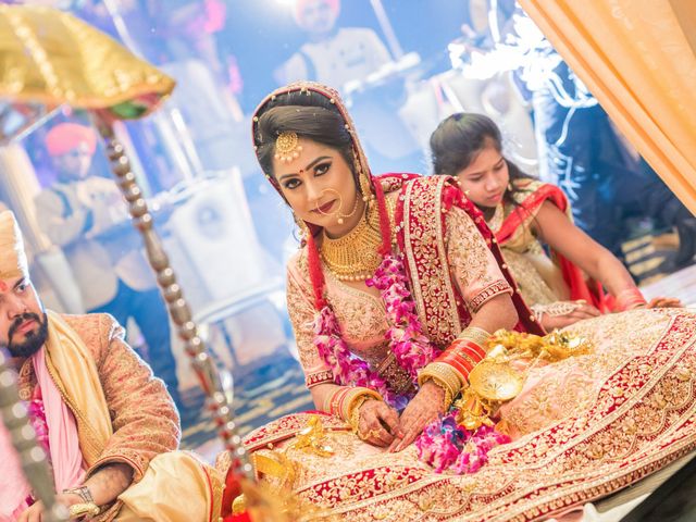 Sumedha and Tushar&apos;s wedding in Rohtak, Haryana 19
