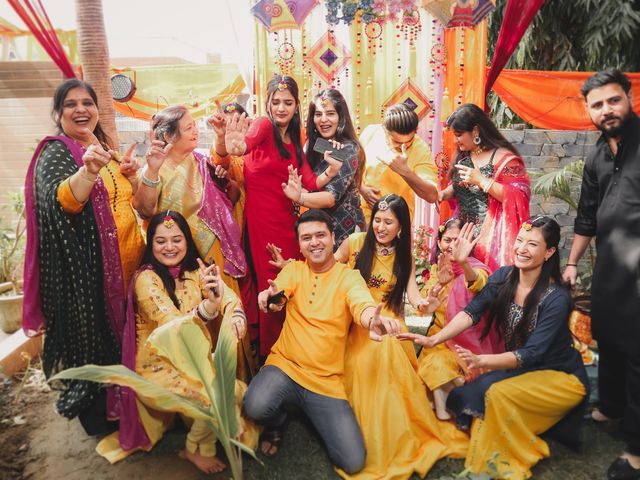 Bhavya and Abhishek&apos;s wedding in Ghaziabad, Delhi NCR 28