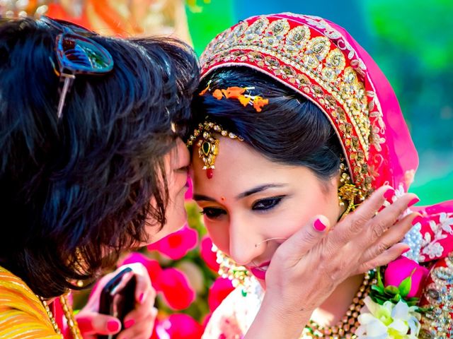 Shivani and Abhimanyu's wedding in South Delhi, Delhi NCR 25