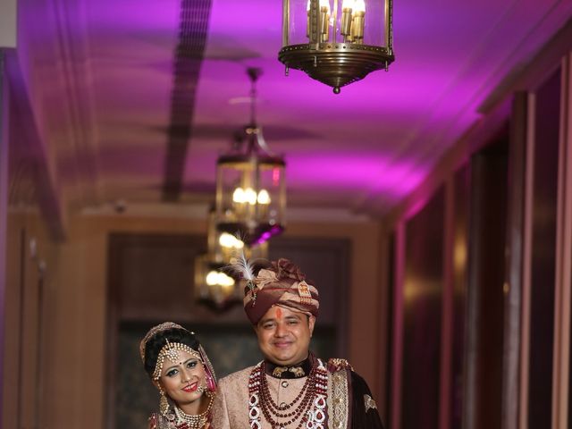 Ritika and Nikhil&apos;s wedding in Varanasi, Uttar Pradesh 25