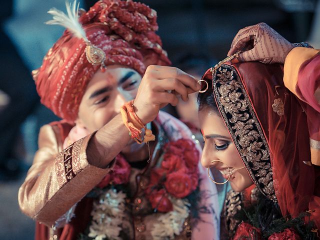 Sonika and Gaurav&apos;s wedding in Lucknow, Uttar Pradesh 40
