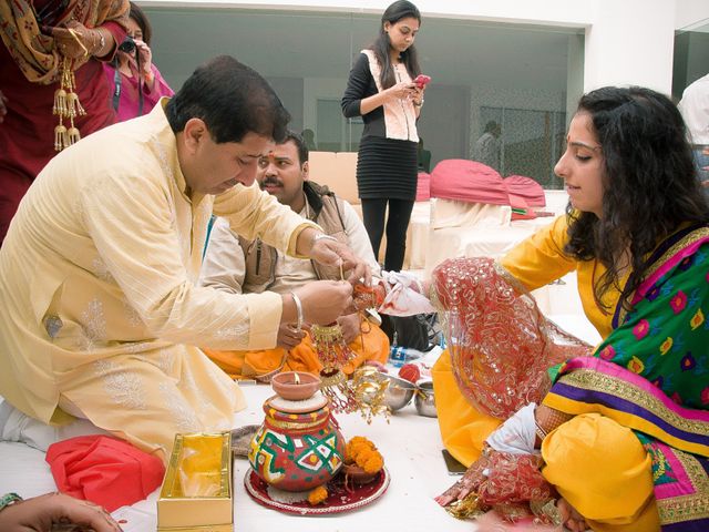 Sonika and Gaurav&apos;s wedding in Lucknow, Uttar Pradesh 67