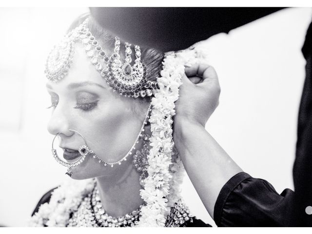 Genevieve and Shahid's wedding in Srinagar, Jammu and Kashmir 25