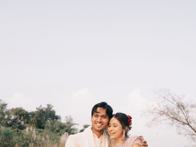 Shreya and Amit&apos;s wedding in Kangra, Himachal Pradesh 14