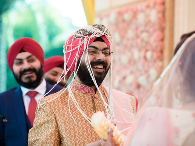 Mansi and Harneet's wedding in South Delhi, Delhi NCR 12