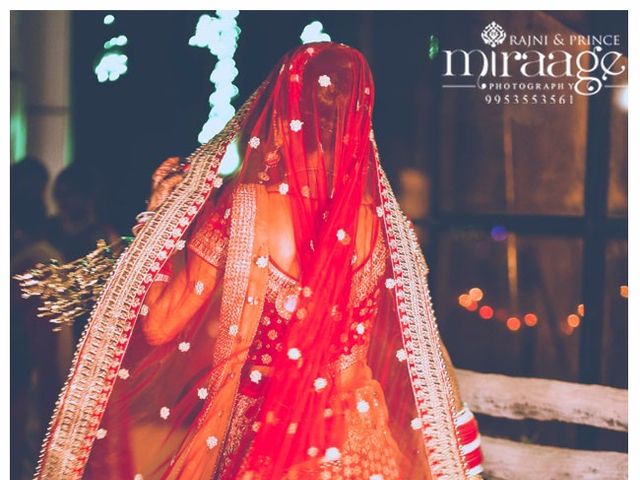 Dhruv and Mayuri&apos;s wedding in Bulandshahr, Uttar Pradesh 5