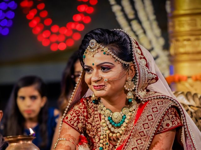 Pankaj and Heena's wedding in Vadodara, Gujarat 23