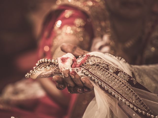 Pankaj and Heena's wedding in Vadodara, Gujarat 25