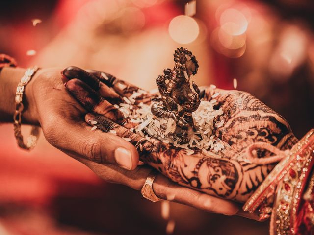 Pankaj and Heena's wedding in Vadodara, Gujarat 26