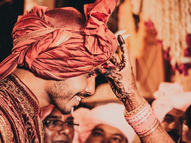 Pankaj and Heena's wedding in Vadodara, Gujarat 30