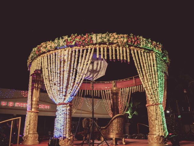 Pankaj and Heena's wedding in Vadodara, Gujarat 37