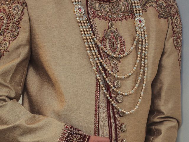 Pankaj and Heena's wedding in Vadodara, Gujarat 15