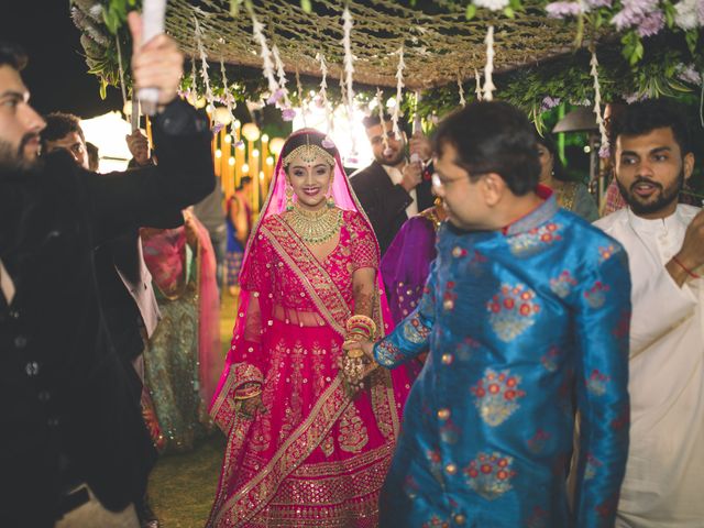 Nilisha and Rahul's wedding in Surat, Gujarat 27