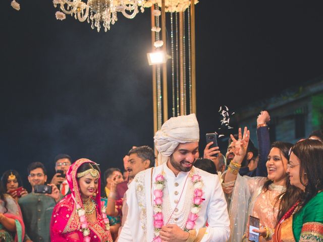 Nilisha and Rahul's wedding in Surat, Gujarat 28