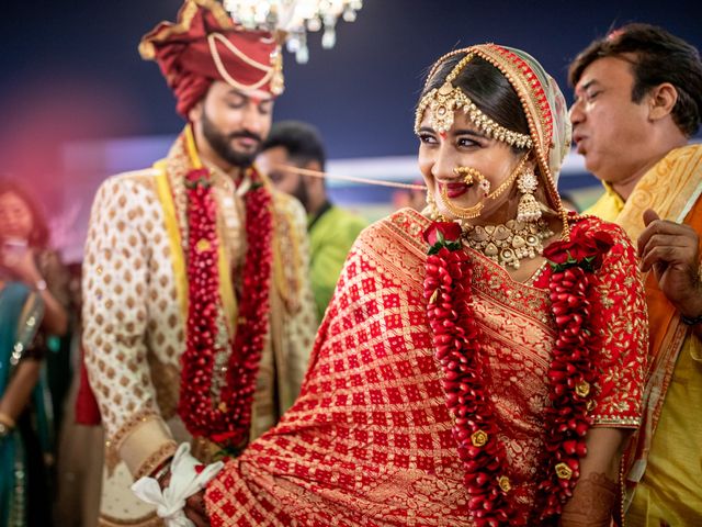 Urmi and Hitesh&apos;s wedding in Bharuch, Gujarat 2