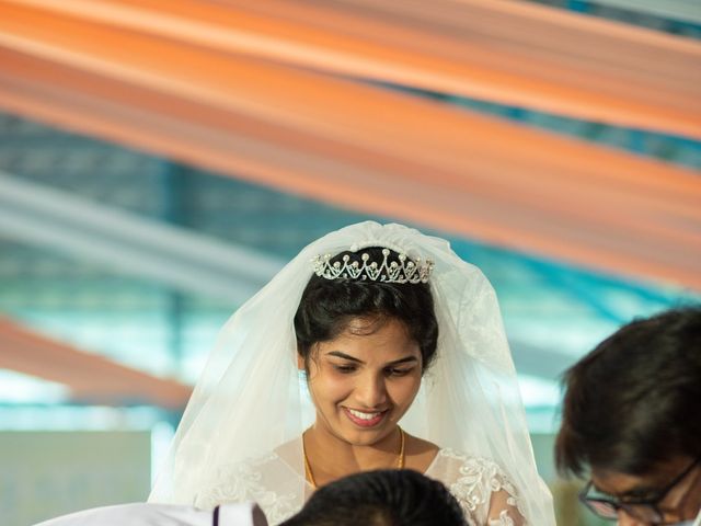 Reena and Vivek&apos;s wedding in Bangalore, Karnataka 25