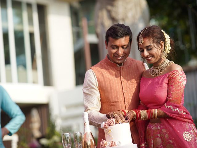 Sonia and Sarang&apos;s wedding in Mumbai, Maharashtra 61