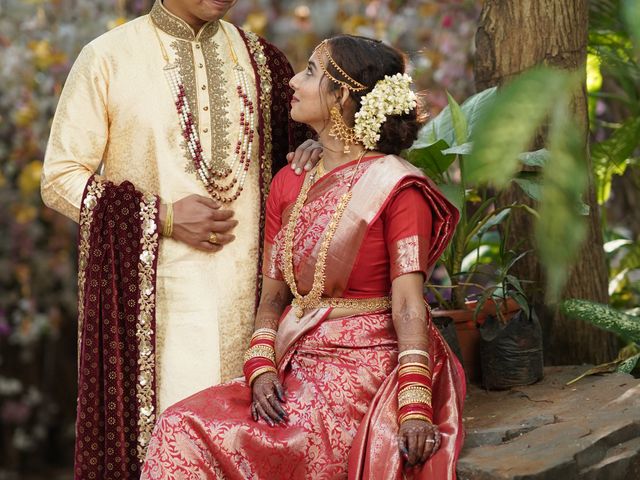 Sonia and Sarang&apos;s wedding in Mumbai, Maharashtra 124