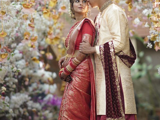 Sonia and Sarang&apos;s wedding in Mumbai, Maharashtra 135
