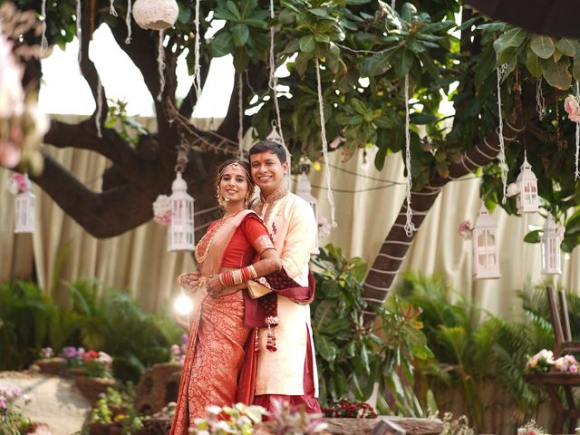 Sonia and Sarang&apos;s wedding in Mumbai, Maharashtra 157