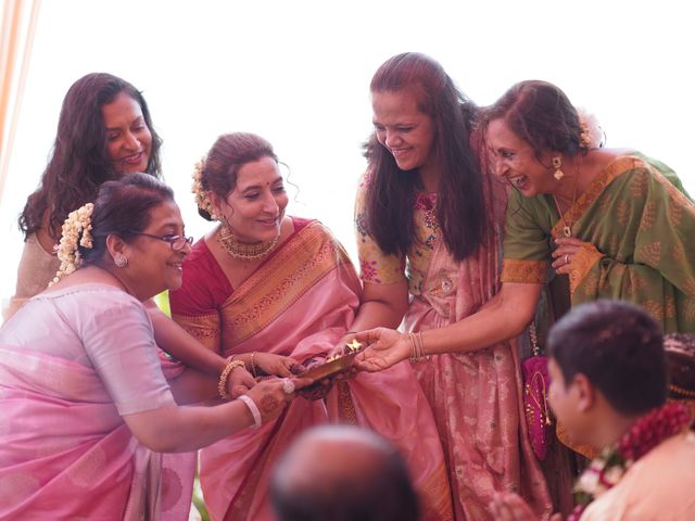 Sonia and Sarang&apos;s wedding in Mumbai, Maharashtra 190