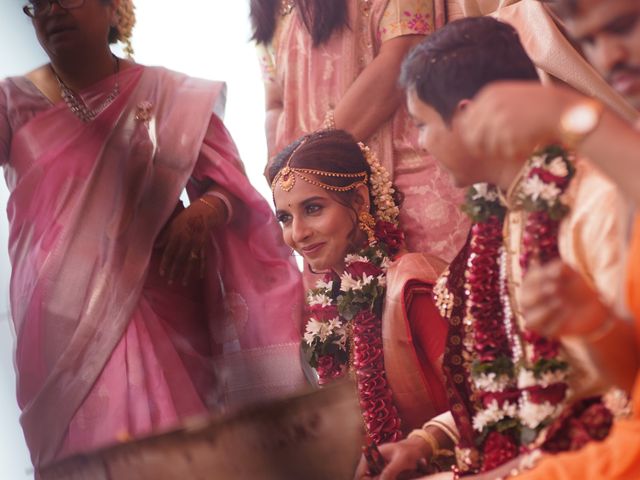 Sonia and Sarang&apos;s wedding in Mumbai, Maharashtra 229